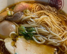 Lunch at raxamen touhichi (らぁ麺 とうひち)