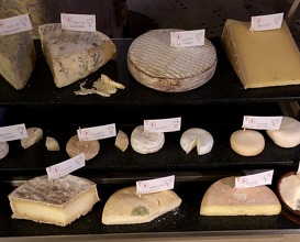 The cheeses: Selection of matured cheeses by Bernard Mure-Ravaud “MOF 2007 & World Champion 2007”