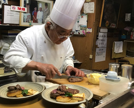 Fast food gourmet steak, dinner at Semmon Hiyoko