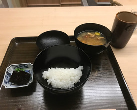 Snow crab orgie in Kanazawa, dinner at 片折 Kataori