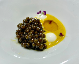 3. Roasted Caviar In A "Tandoori" Oven With "Vindaloo" Curry And Greek Yoghurt.