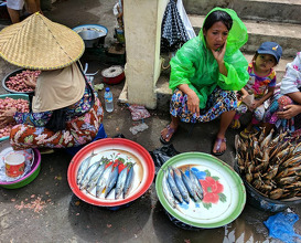 Dinner at Pasar Kebon Roek