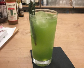 Cocktail at Wooding Bar