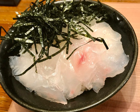 Madai sashimi
Soy and sesame sauce