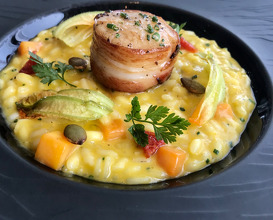 Pumpkin risotto with scallops 