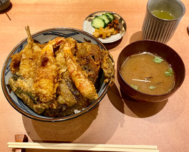 Lunch at 天ぷらやぐち Tempura Yaguchi 
