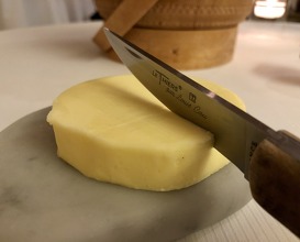 Unsalted butter with Maldon sea salt on the side