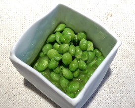 Peas in their juice 