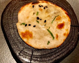 Blue cheese naan