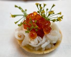 Beer-cooked king crab: trout roe washed in sake, crown dill, aspic