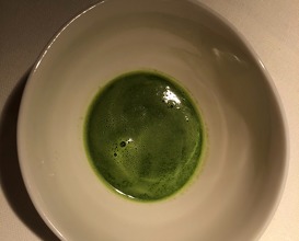Warm broth of first nettles 