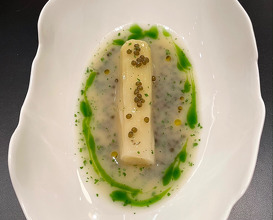 Roasted leek in charcoal, green sauce and caviar
