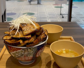 Dinner at 元祖豚丼屋tonton駒川店