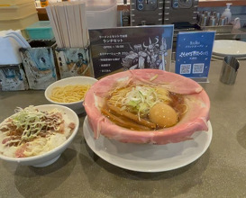 Dinner at ラーメン大戦争 せんば心斎橋店