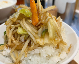 Dinner at 肉野菜炒め ベジー太 心斎橋店