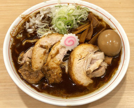 Ramen at Rokutōsei (麺や 六等星)