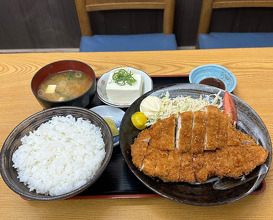 Dinner at 神鍋食堂