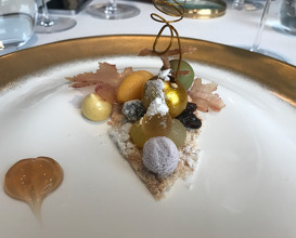Lunch at The Fat Duck
