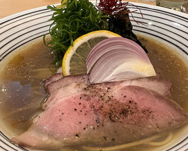 Dinner at Shindo Ramen 「新道らぁ麺」