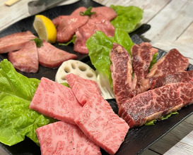Dinner at サムギョプサルと鍋専門店 絆
