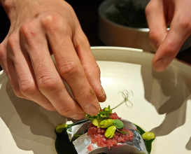 Dinner at Chisounishikenichi (馳走西健一)
