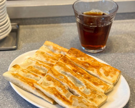 Dinner at 天鴻餃子房 神保町2丁目店