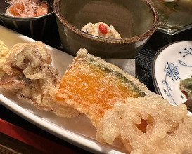 Dinner at バランス食堂 七源