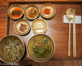Classic Korean dinner