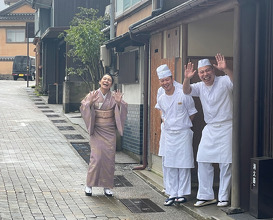 Lunch at Kataori (片折)