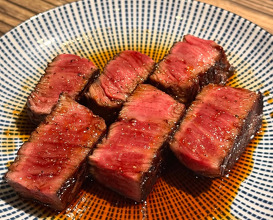 Dinner at 焼肉ジャンボはなれ