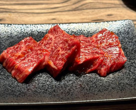 Dinner at 焼肉ジャンボはなれ