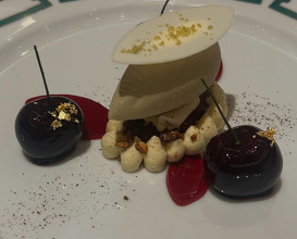 Dinner at 8 1/2 Otto e Mezzo Bombana, Galaxy Macau