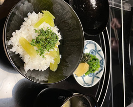 Lunch at KASHIWAYA Osaka Senriyama (柏屋 大阪千里山)