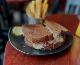Dinner at Celtic Knot Public House