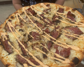 Dinner at Mister O1 Extraordinary Pizza