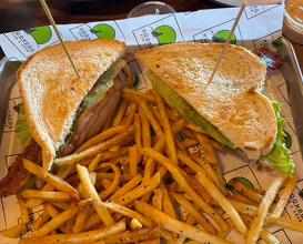 Dinner at Moondog Pub & Grub
