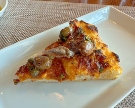 Collaboration I Masanielli × The Pizza Bar on 38th
