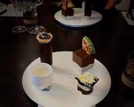 Dinner at Soigné Seoul 스와니예