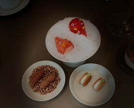 Dinner at Soigné Seoul 스와니예