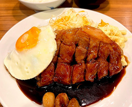 Dinner at トンテキの旨い店大阪トンテキ なんばウォーク店