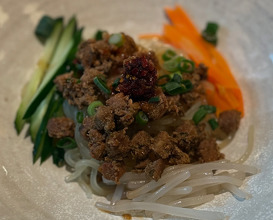 Dinner at Yaumay ヤウメイ