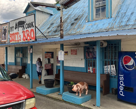 Dinner at The SCOTT'S BAR-B-QUE in Hemingway, SC