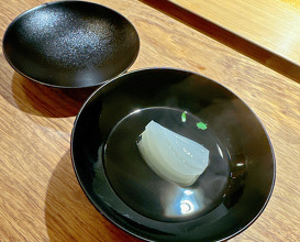 Dinner at Hato (波濤)