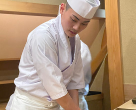 Dinner at Nihonbashi Kakigaracho Sugita