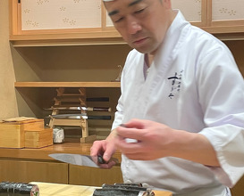 Dinner at Nihonbashi Kakigaracho Sugita