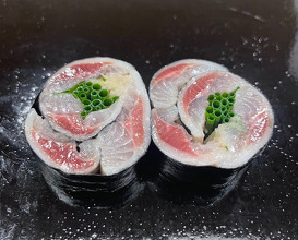 Dinner at Nihonbashi Kakigaracho Sugita