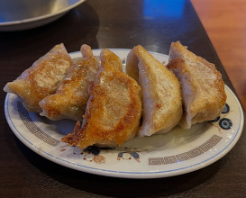 Dinner at 成龍