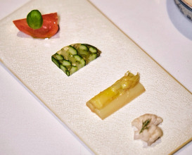 Dinner at Ta Vie 旅