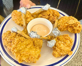 Dinner at 효도치킨 | Hyodo Chicken