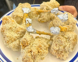 Dinner at 효도치킨 | Hyodo Chicken